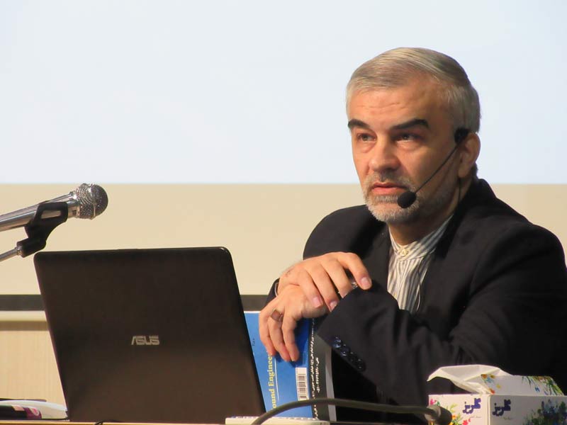 کارگاه تخصصی «صداشناسی» با حضور مشتاقان قرآنی و مستعدان مهارت‌های صوتی-دکتر سعید بیژنی اول